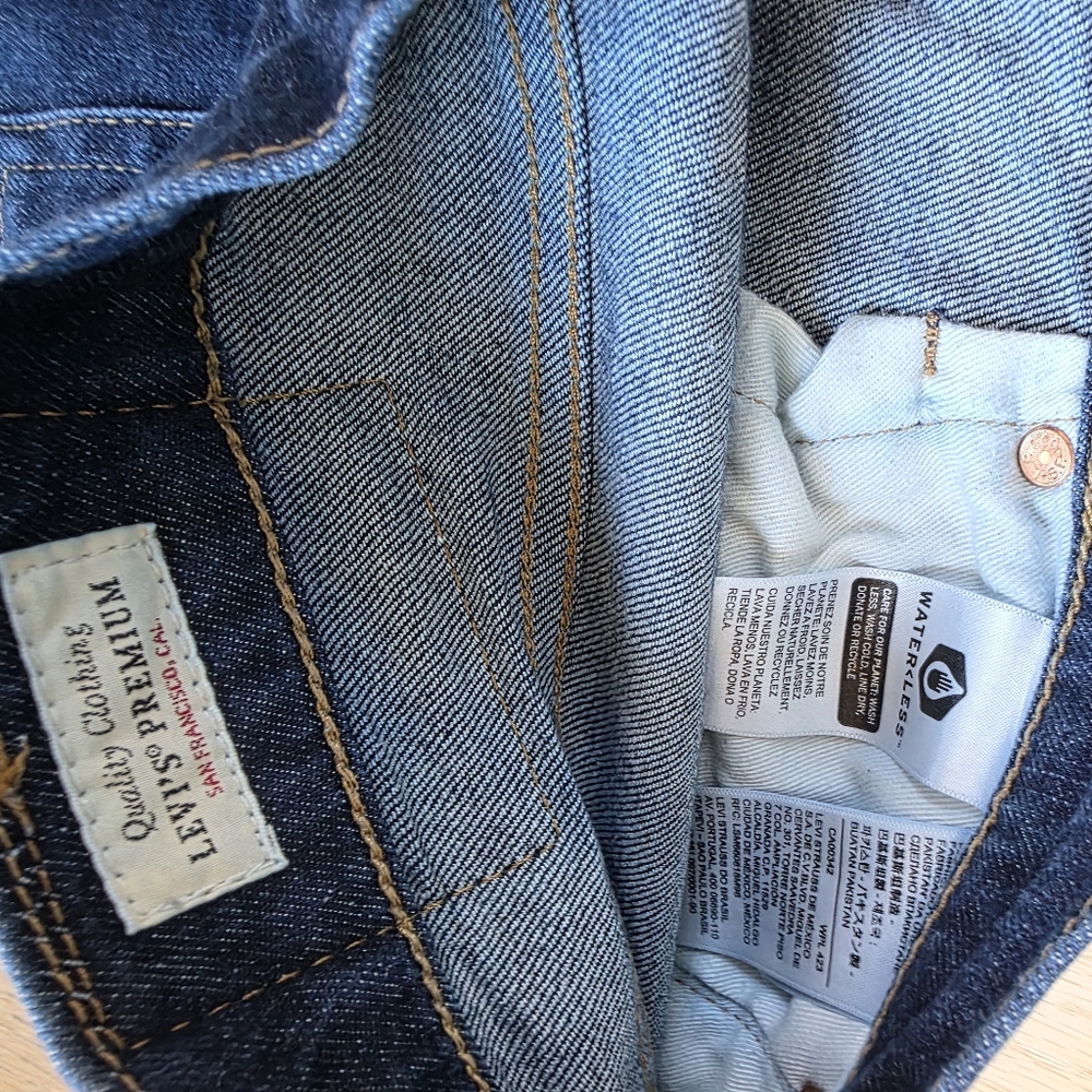 Levi's Blue Denim 502 Jeans Size 31W/32L - Picture 3 of 4